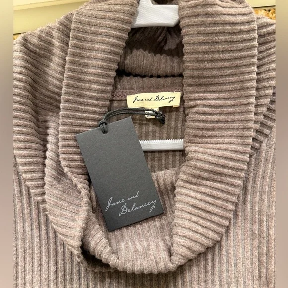 Jane and Delancey Cozy Cowl Neck Sweater - Picture 4 of 4